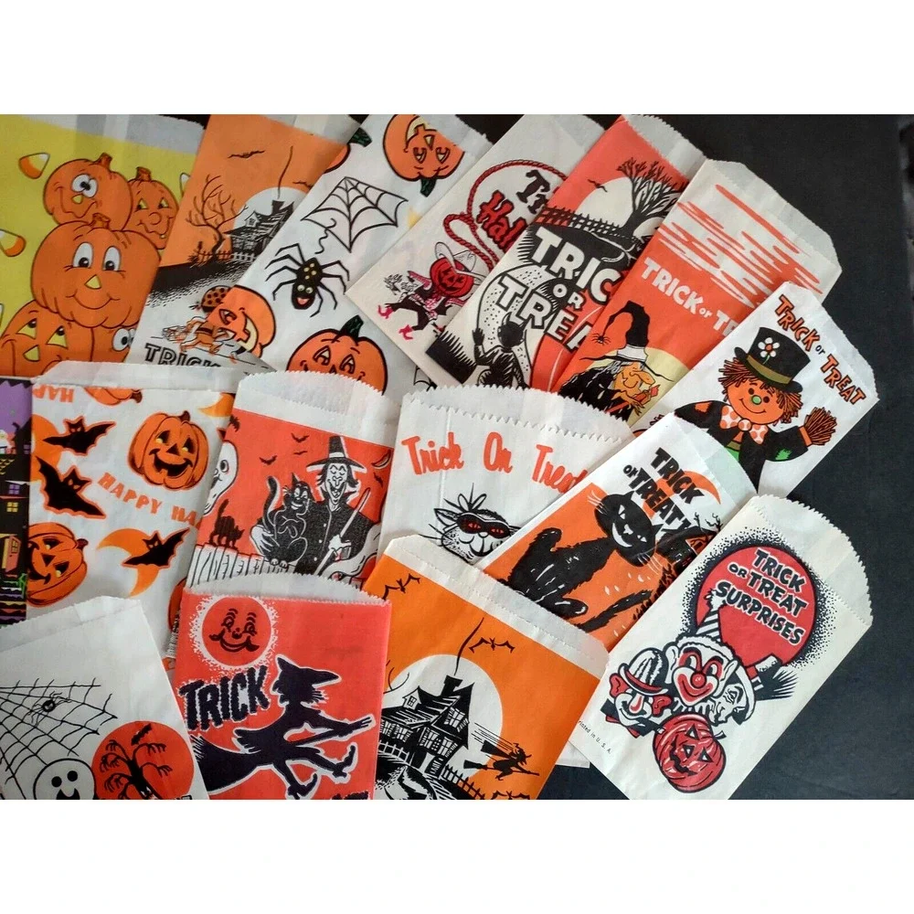 Lot Of 23 Different Vintage Halloween Candy Treat Bags Witches Black Cats Ghosts